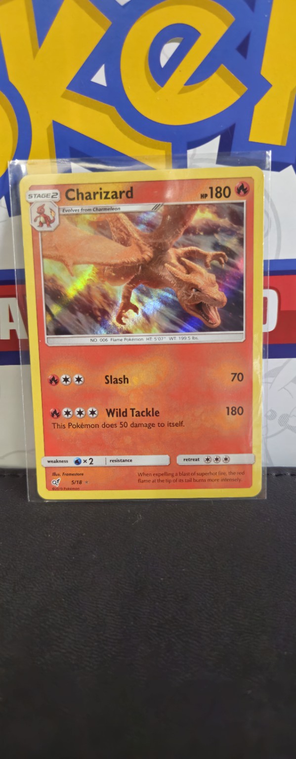 Charizard 5/18 Detective Pikachu Holo Rare English — front original photograph